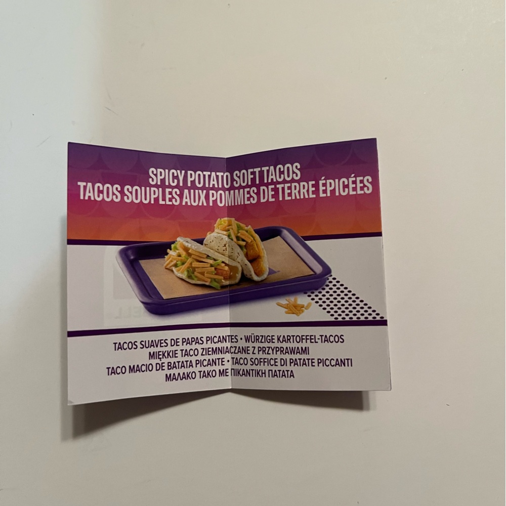 Miniverse Taco Bell spicy potato tacos